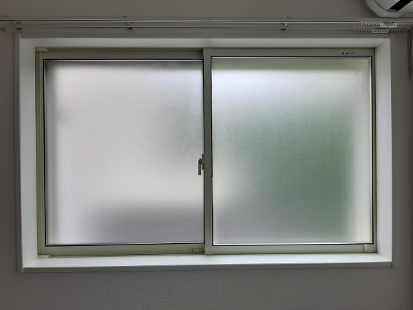 目隠しフィルム施工：2階