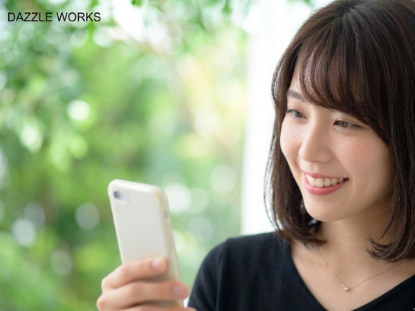 Woman Looking at Her Smartphone ①(Gemini) (Revised)